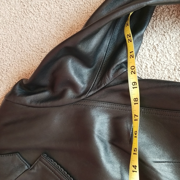 Black leather women's blazer - Picture 11 of 11